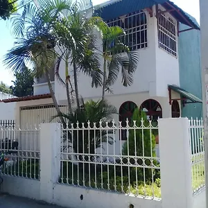 Pensión Casa Familiar Miguel Angel Santa Marta (Magdalena)